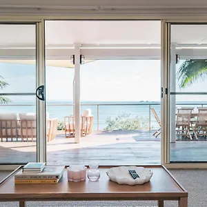 https://wategos-villa.hotelsbyronbayaustralia.com